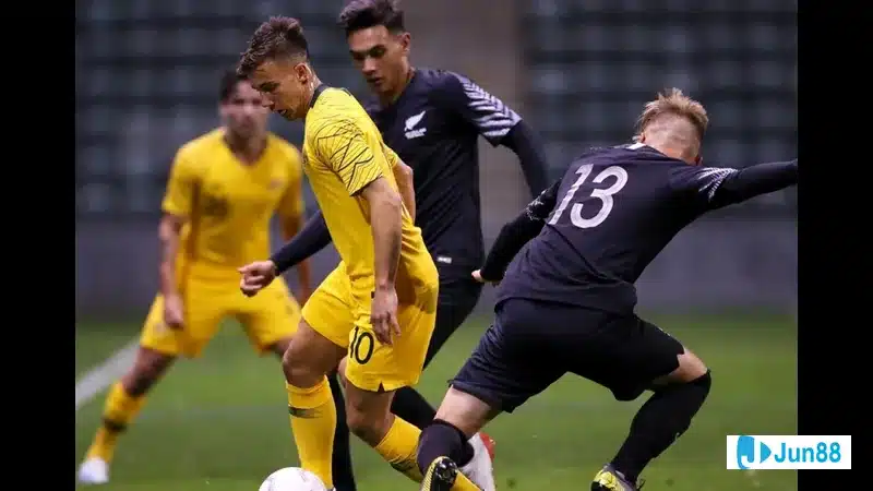 Cầu thủ Australia và New Zealand chuẩn bị cho trận đấu trong bối cảnh Dự đoán kết