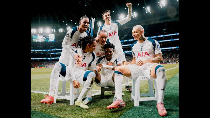 Trận đấu giữa Khenchela và Constantine Trận đấu giữa Khenchela và Constantine