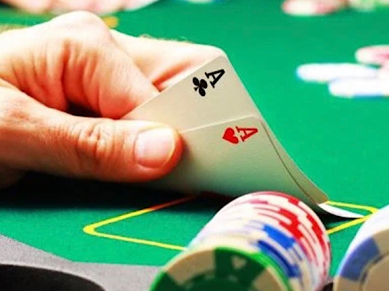 Cách bắt bài gian lận trong bài Poker 4 Cách gian lận bài poker